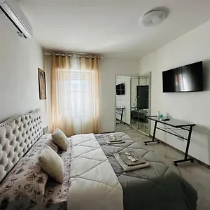 la-casa-rossa-verona.hotelinveneto.com/